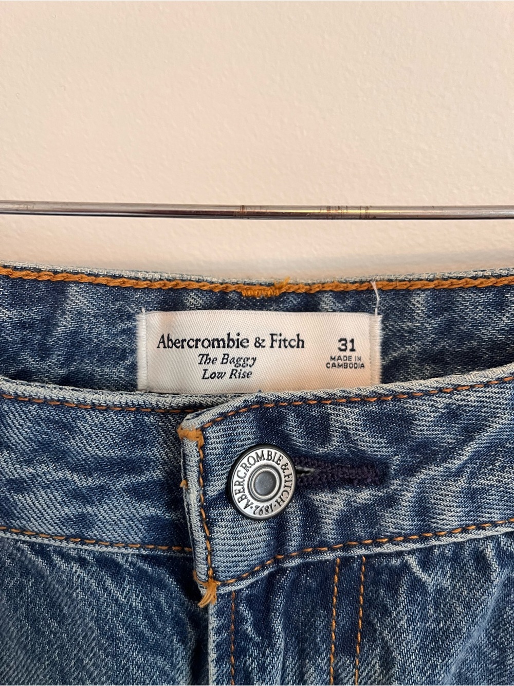 Abercrombie & Fitch Mid-Blue Denim Shorts - Picture 3 of 3